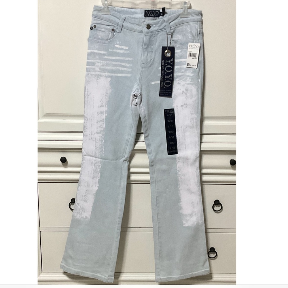 Y.O.Y.O. Junior rinse blue flare jeans, painted look, so hot! NWT